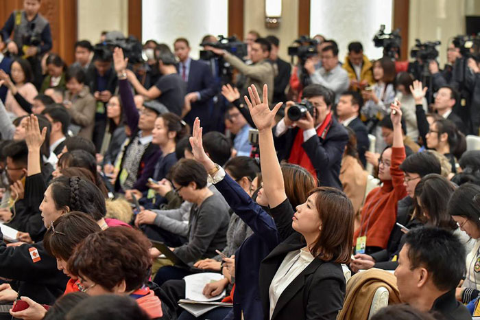 新聞發(fā)布會活動中記者采訪提問的幾個(gè)技